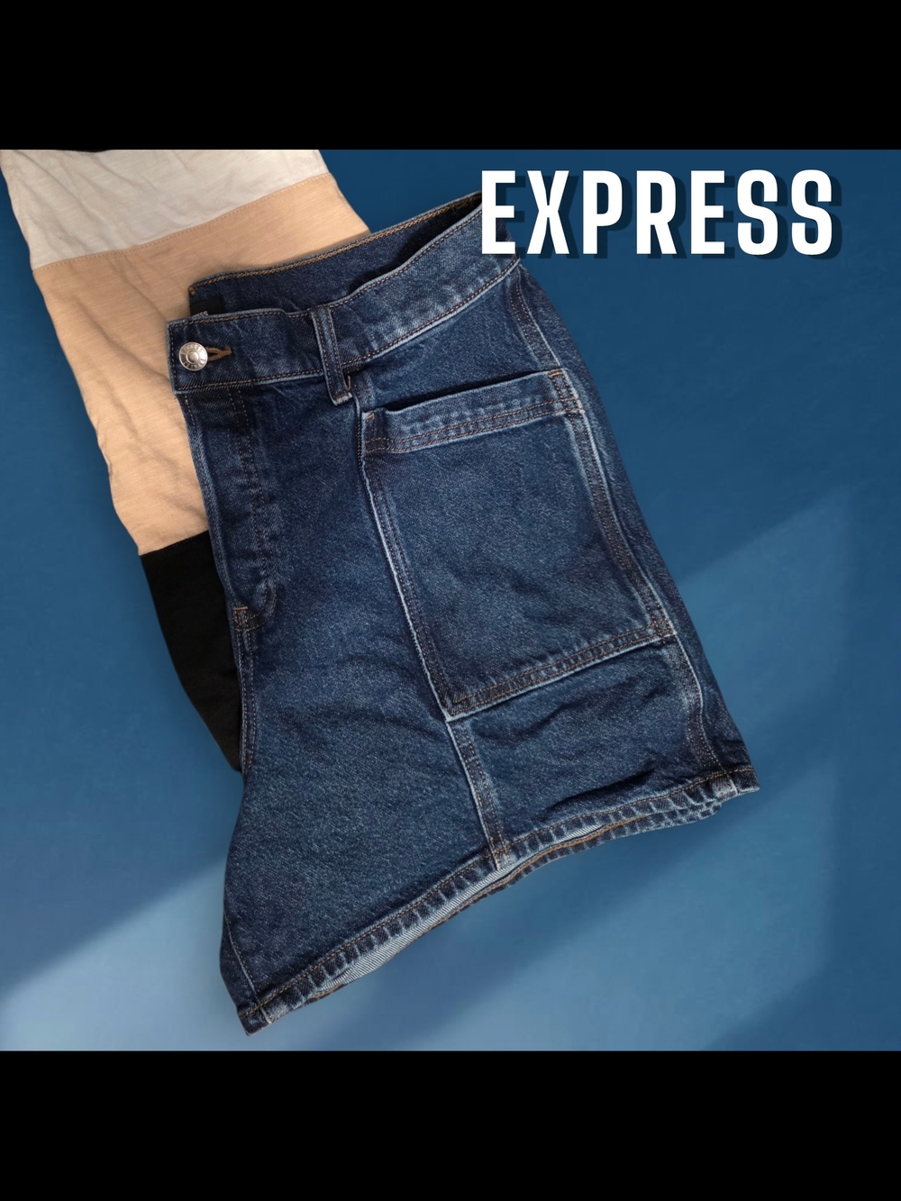 Express Jean Shorts Women's Size 14 Blue 4" Mid Rise Stretch Button Fly